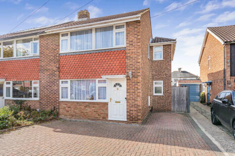Stratton Road, Sunbury-on-Thames, Surrey, TW16
