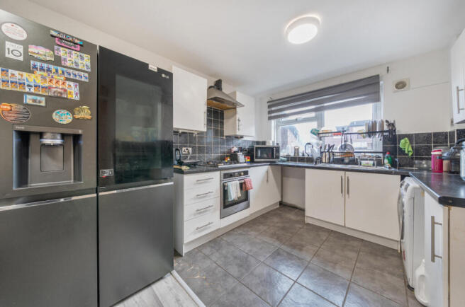 1395099-8-696f70a...