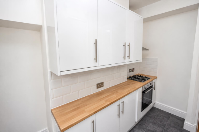 84 Kitchen.png