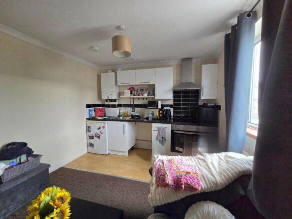 Kitchen/Lounge
