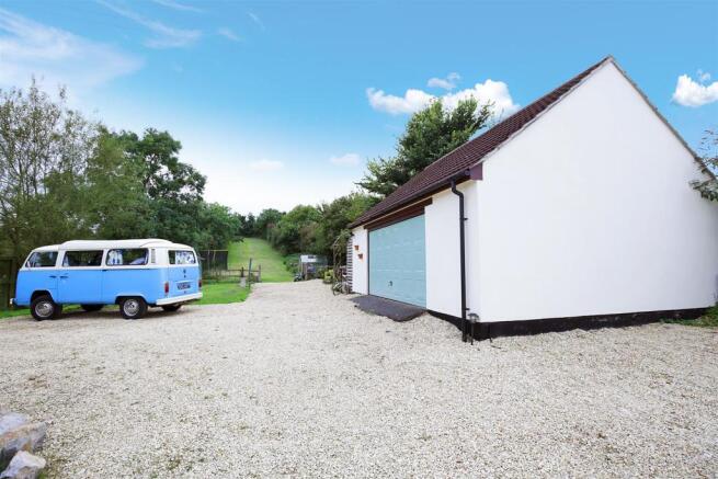 Garage Block