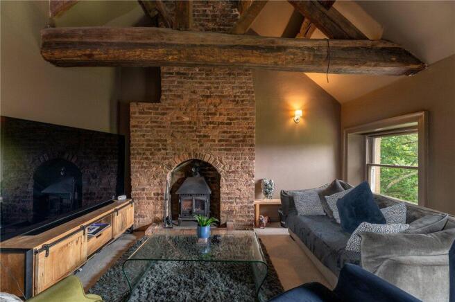 2 bed Apartment for sale Image 6