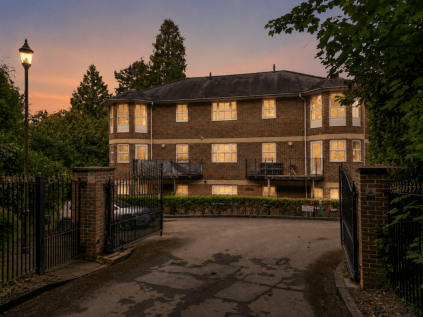 Frost House, Chesham Road, Berkhamsted