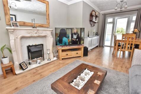Bowland Road, Glossop, Derbyshire, SK13