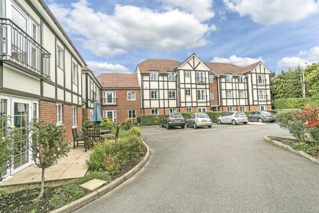 flat-pegasus-court-banstead-114.jpg