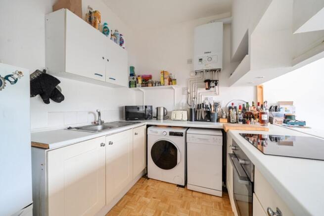 1341881-8-68a3b01...