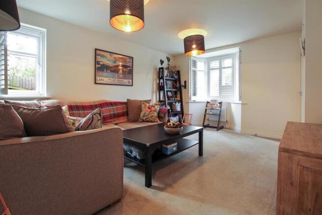 Lounge (2).jpg