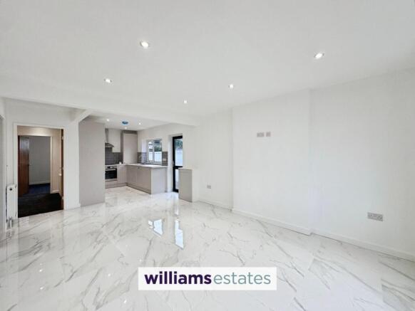 Open Plan Kitchen/Living/Dining