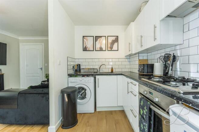 Ashleigh Avenue, Sutton-In-Ashfield photo 4
