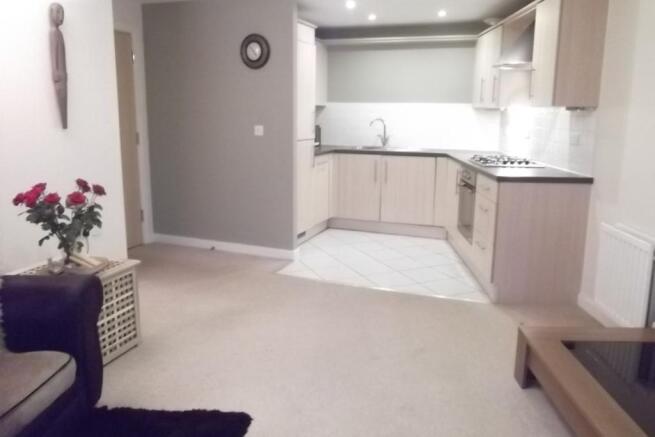 Lounge-Kitchen