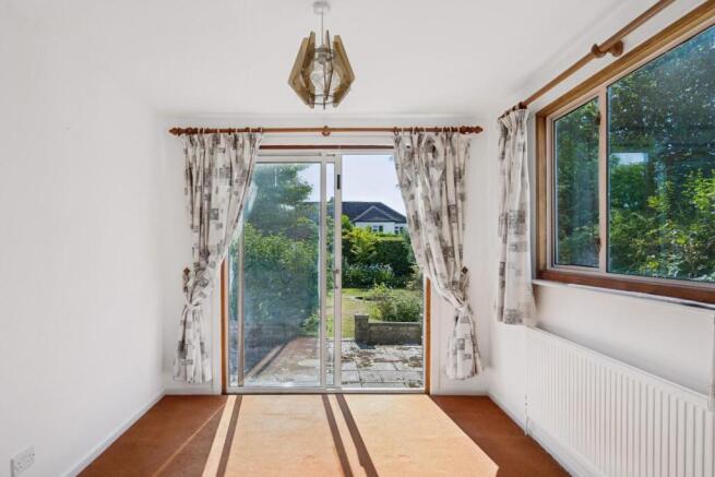 Latimer Close, Little Chalfont, Buckinghamshire, HP6 6QS photo 4