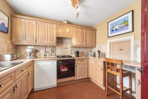 2, Oak Apple Walk, Sheffield S6 6FA
