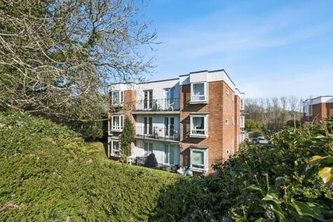 Firgrove Court, Hungerford, Berkshire, RG17 0DD
