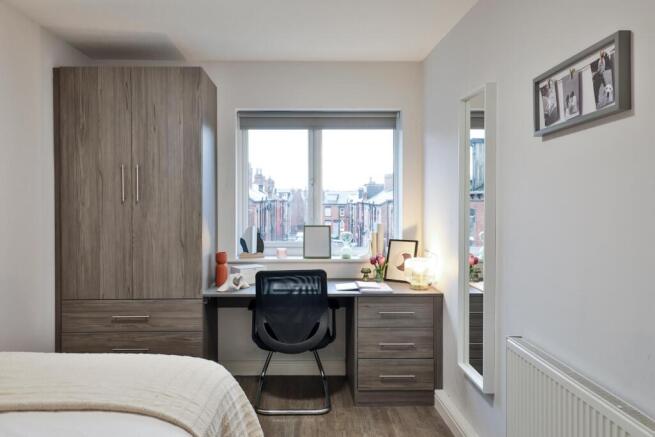 5 bed Flat to rent Image 8