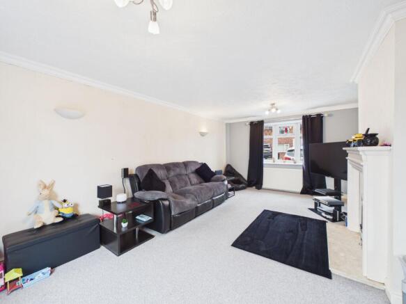 3 bed Terraced for sale Image 5