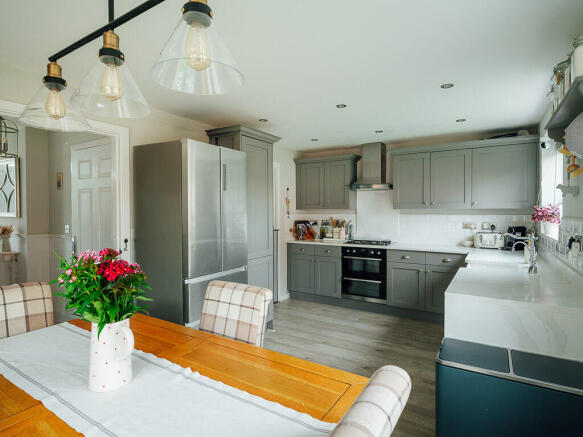 Kitchen / Dining Room