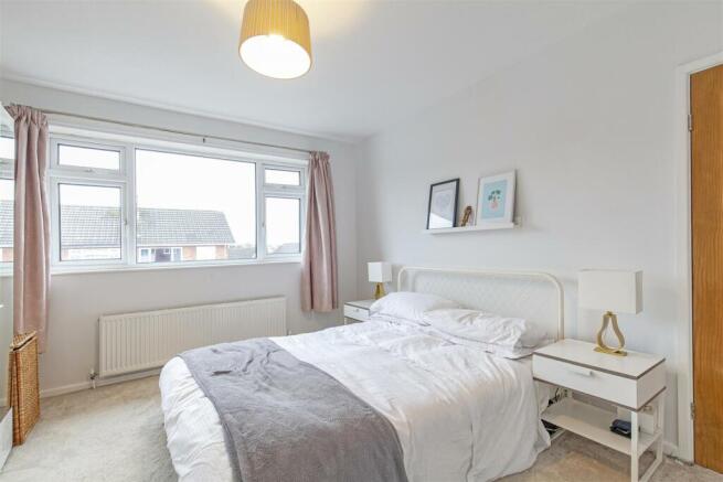 Bedroom 2-2.jpg