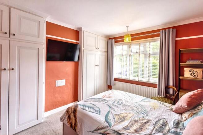 3 bed Semi-Detached for sale Image 11