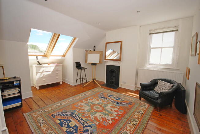 Photo 11