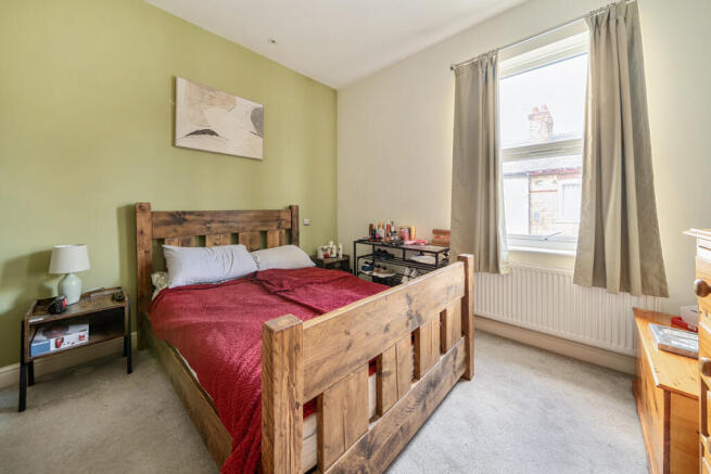 3 bed Terraced for sale Image 9