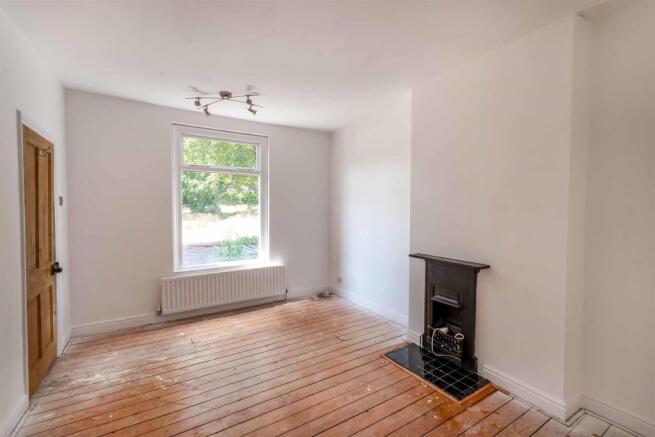 2 bed Semi-Detached for sale Image 8
