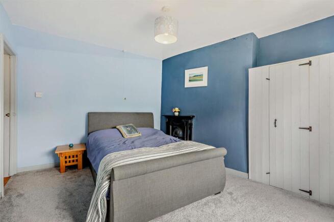 8606419-interior18-800.jpg