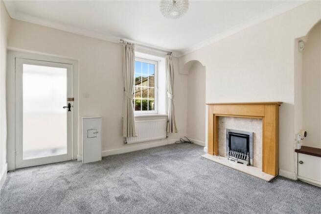 1 bed Terraced to rent Image 5