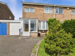 37, Bell Close, Smiths Wood, Solihull B36 0PZ