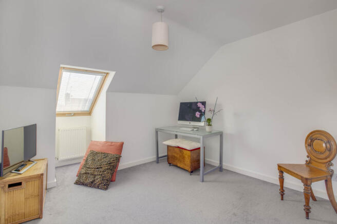 8 Mountain Ash, Marlow Bottom, SL7 3PB (LOW RES)-6