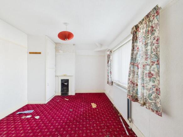 Clucas Gardens, Ormskirk, L39 photo 4
