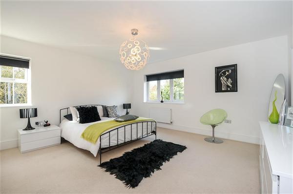 BEDROOM 1