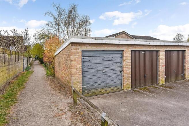 Garage.jpg