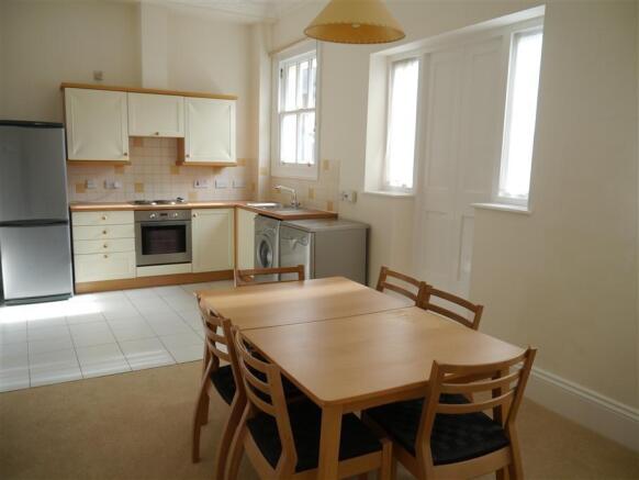 Kitchen/Breakfast Ro