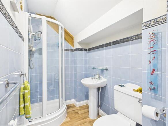 En-Suite 2