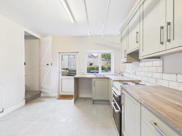 KITCHEN DINER