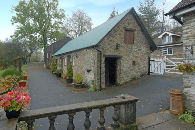 Range of versatile outbuildings