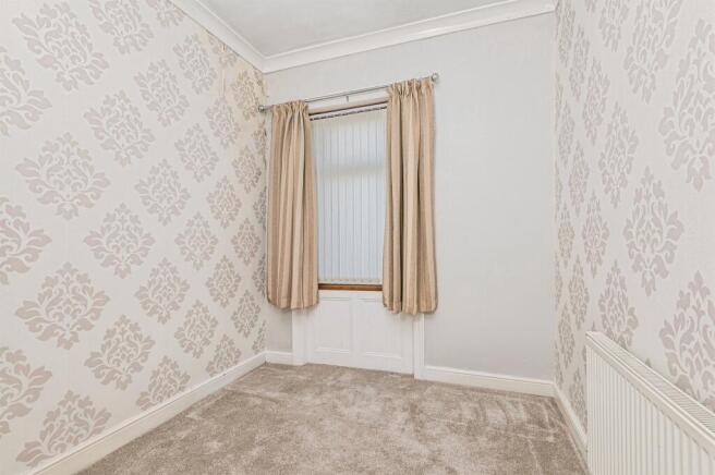 3 bed Terraced for sale Image 8