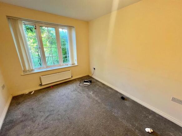 4 bed Terraced for sale Image 10