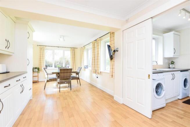 Kitchen Breakfast Room.jpg