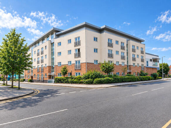 2-bed flat on Fennel Street, Loughborough, £130,000