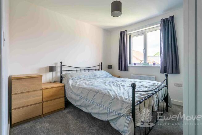 Bedroom 2 (Double)