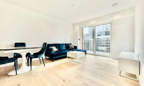 7a Exchange Gardens, London, London, London, SW8