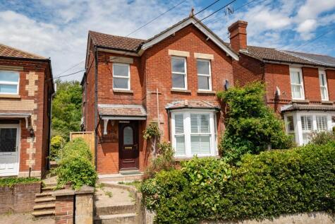 Charlton Road, Andover, SP10 3JL