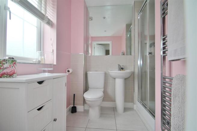 En-Suite Shower room.JPG