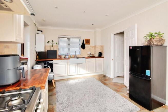 41, Wentworth Drive photo 4