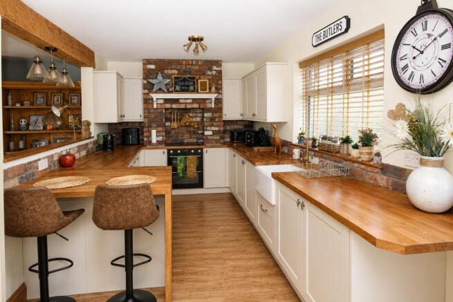 2 bed End of Terrace for sale Image 9