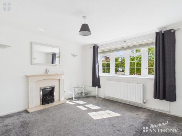 CAM03218G0-PR0592-STILL002