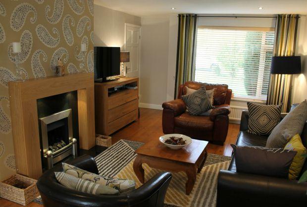Through Lounge with Dining Area
