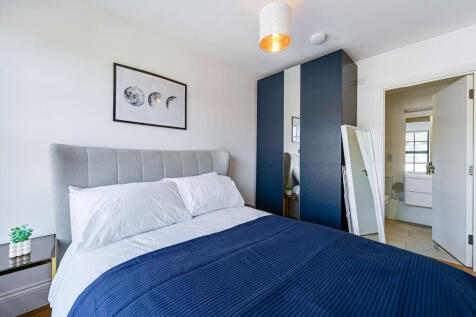 Woodrow, Woolwich, London, SE18