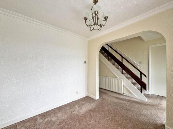 3 bed Semi-Detached Bungalow for sale Image 5